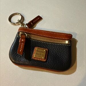 Dooney & Bourke Pebble Grain Coin Case EUC NO CALL OUTS Navy w/brown trim
